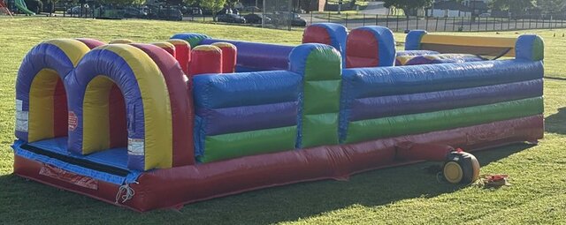 30' Obstacle Course