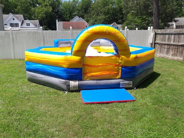 Inflatable Foam Pit with Foam Machine