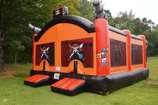 Giant Pirate Adventure 20 X 22 Bounce House