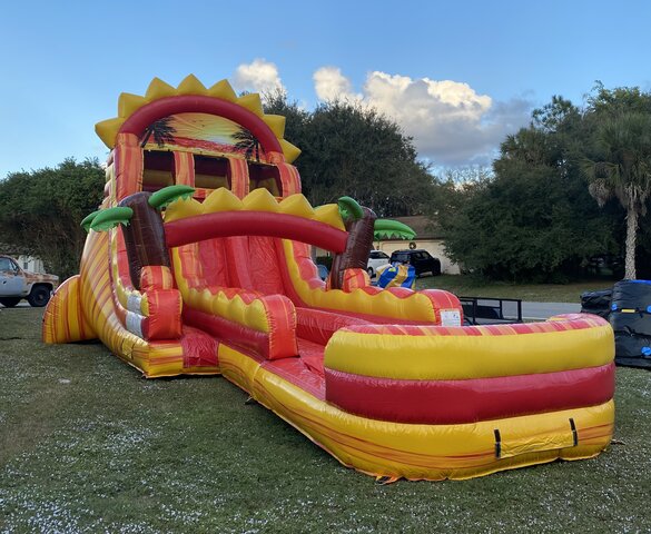 Paradise plunge slide