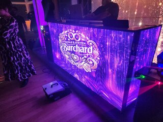Video Wall Presenter / DJ Booth 	