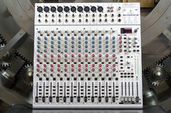 Mixer - Behringer Eurorack  UB2442FX 24 Channel Analog Mixer 