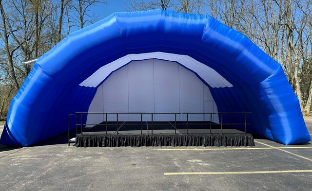 Raised Portable Stage (16x20) w/ Inflatable Covering