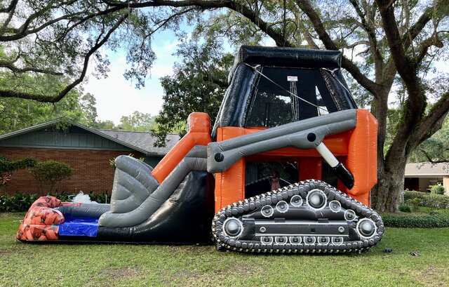 Giant Skid Steer Wet/Dry Combo