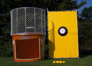 Dunk Tank Red 500 gallon