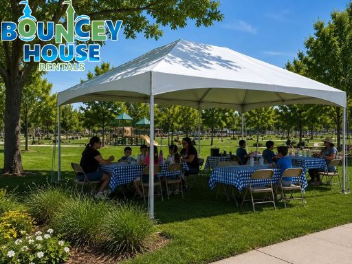 Community event in Sacramento with inflatable rentals from Bouncey House Rentals set up for an HOA neighborhood celebration