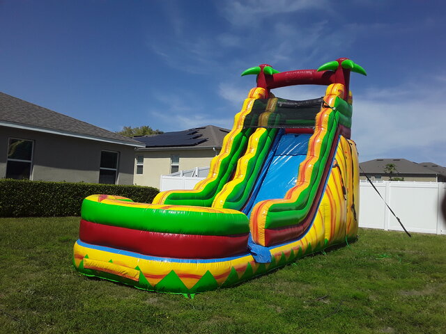 20ft, Splash🔥 Slide / kids friendly, adult friendly🔥 single Lane water slide