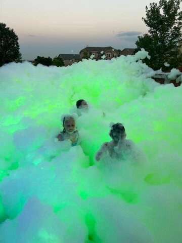 UV GLOW FOAM PARTY