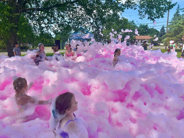 PINK FOAM PARTY