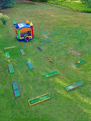 18 Holes - Portable Mini Golf