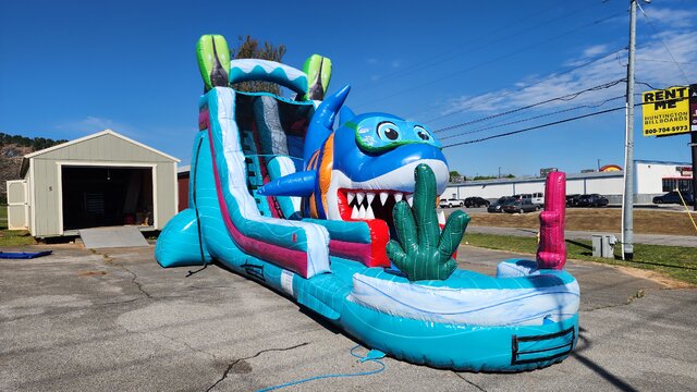 18 ft Little Shark waterslide