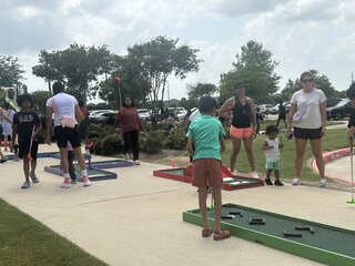 LED Mini Golf - 18 Holes