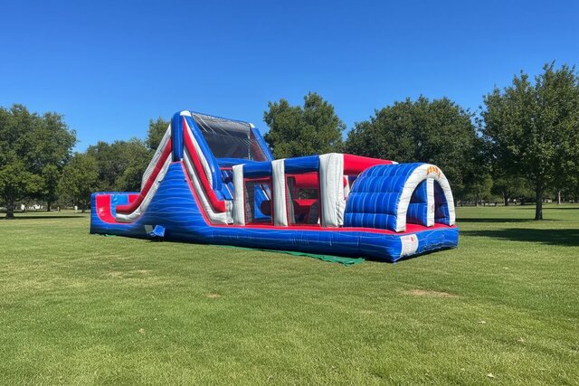 Blue Rush 40' Obstacle Course - Wet