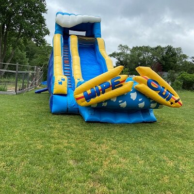 19 Ft Wipeout Water Slide W Inflated Pool