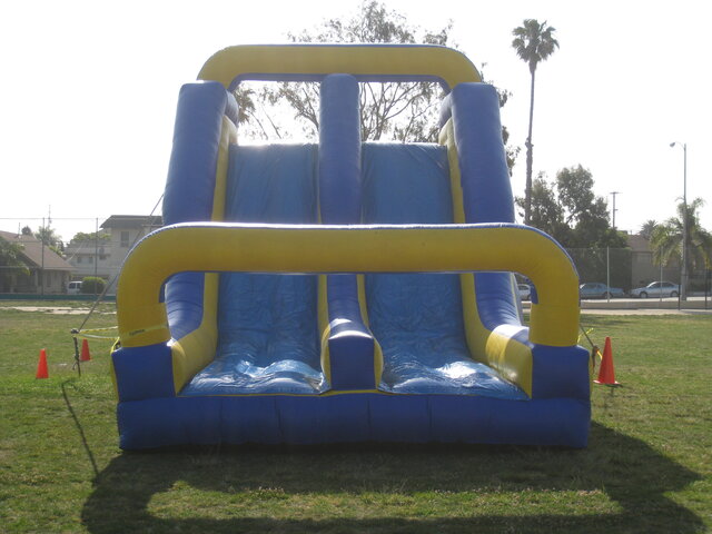 Slide pic of 60 Ft Obstacle from Biloxi Bounce House