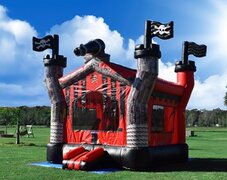 <b><font color=red><b>Pirate Fortress Bounce House </font><br><small>Best for ages 3+<br><font color = blue>Size 13' L x 13' W x 16' H</font></b>