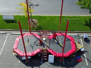 High Flying Bungee Tramp 