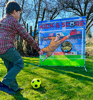 Kick and Score Soccer