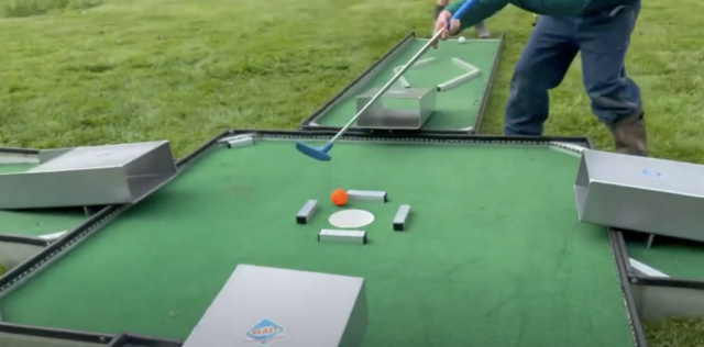 Portable mini golf complete with LED lights