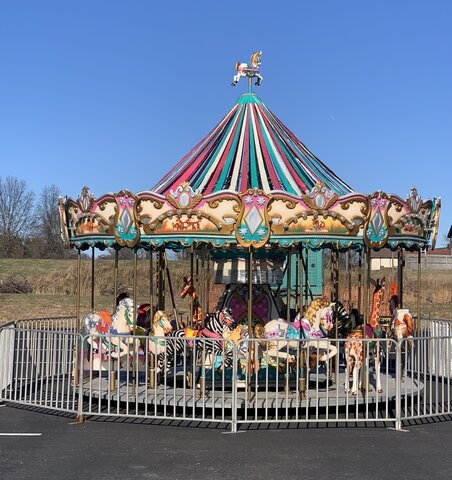 Carousel  15 Passenger