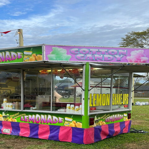 FUN FOOD TRAILER