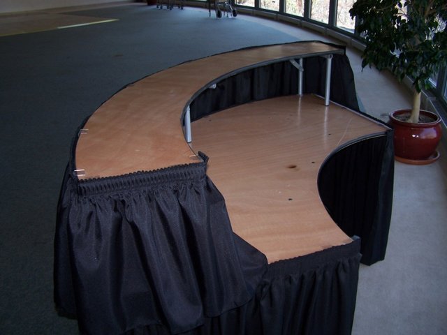 Serpentine Bar Table (w/tableskirt)