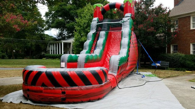 18' Red Hot Toxic Water Slide with Pool