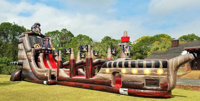 27ft Tall *HUGE* Black Pearl Pirate Ship Two Lane Water Slide - UNITS #558+559