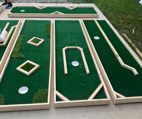 6 Hole Mini Golf 
