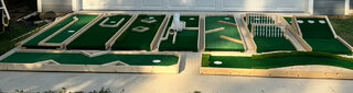 9 Hole Mini Golf 