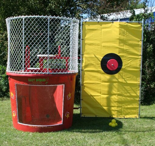Dunk Tank Red