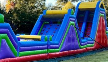 https://files.sysers.com/cp/upload/bouncehouserentalco/gallery/full/inflatable-obstacle-courses.jpg