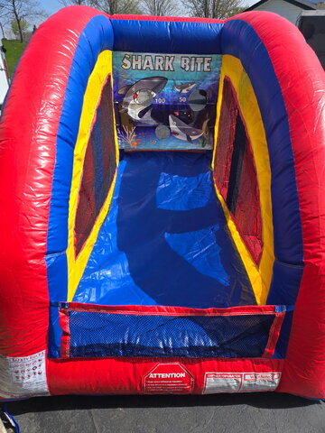 Shark Bite Ball Toss 