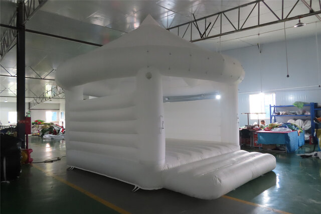 Wedding White bounce house (16ft 5in by 13ft 1in)