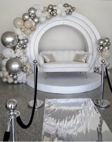 3D Circle Backdrop w/ Stage 