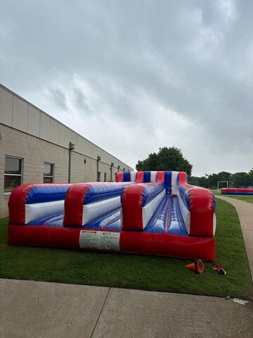 3-Lanes Bungee Run Rental Dallas TX - Bounce Universe 