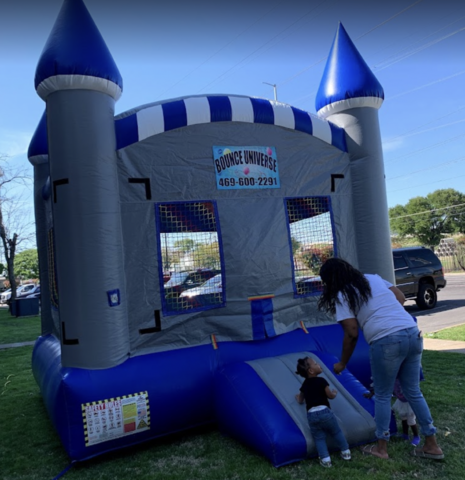 Dallas Cowboys 7' Double Lane Dry Slide With Bounce House