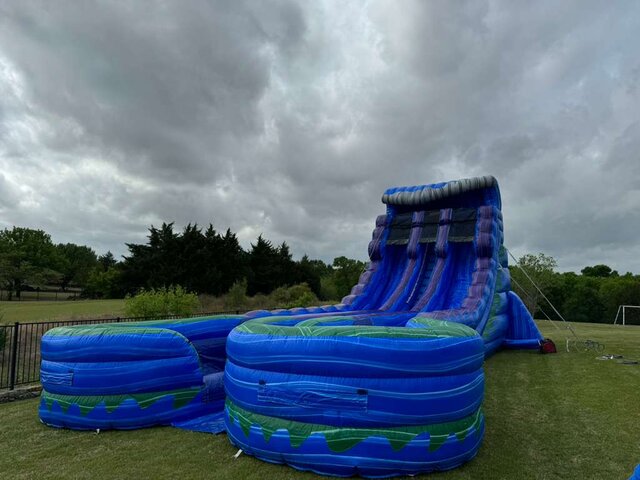 Double Lane Water Slide Rental in Dallas TX by Bounce Universe
