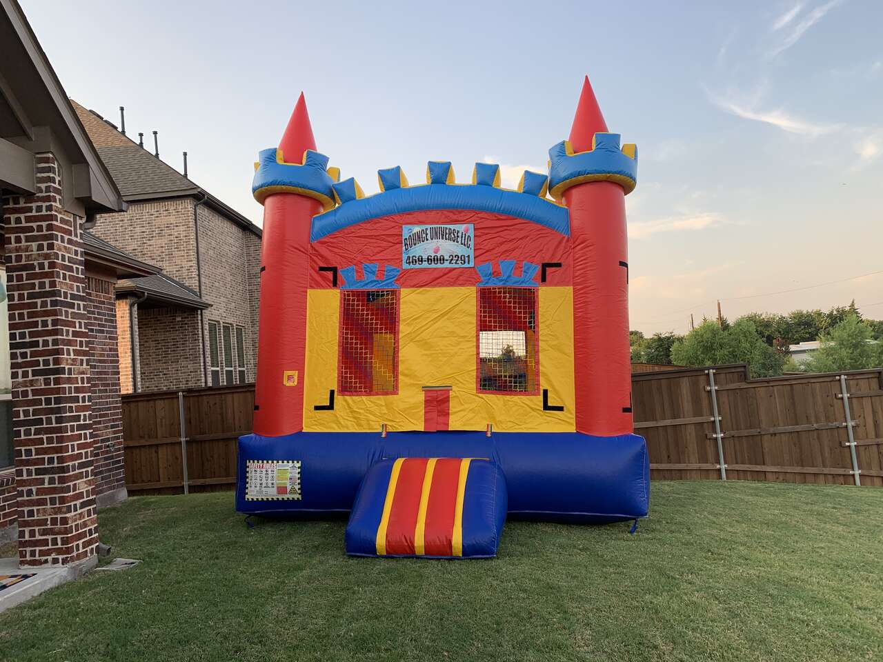 King Castle Bounce Bounce Universe Party Rentals, LLC slide and