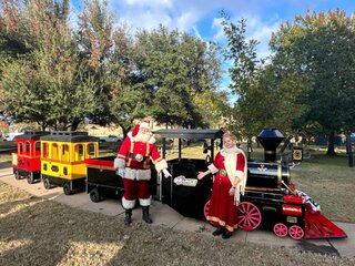 Electric Trackless Train Rental 3 Wagons Only