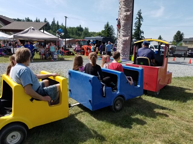 trackless train rental