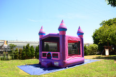 <b><font color=blue><b>Purplish Bounce House w/Basketball Hoop Inside</font><br><small>Best for ages 4+<br> <font color=red>Space Needed 18 W x 18 D x 16 H</font></b></small>
