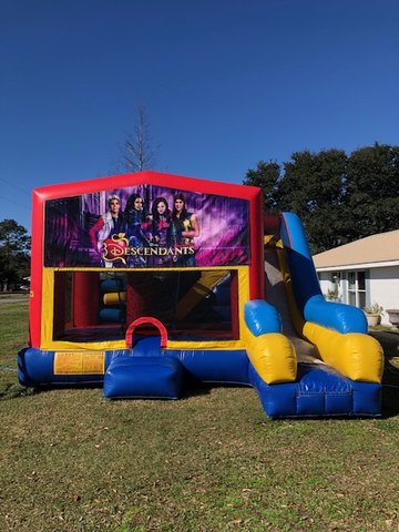 Disney Descendants 7N1 Inflatable Combo Fun Jump