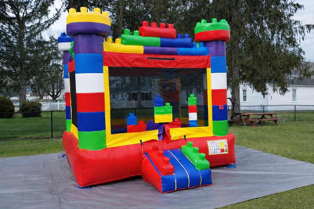 Leggo Blocks Bounce House