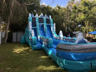 20ft Glacier Bay Extended Dual Lane Slide with Pool