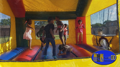 Deluxe Bounce Houses & Combo units