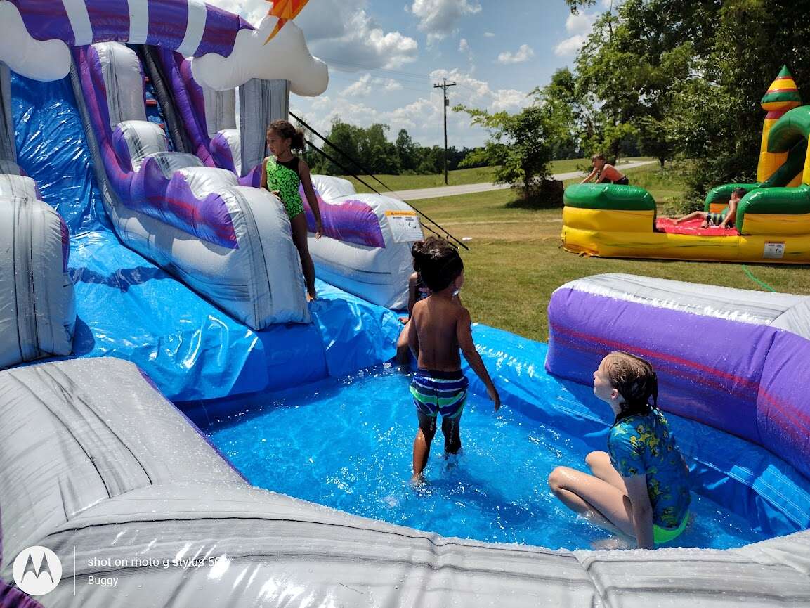 perfect water slide rentals Lawrenceburg, TN