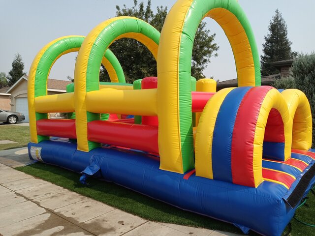 28 ft obstacle course 