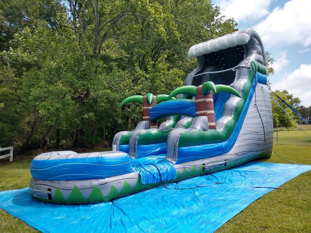 18 ft inflatable water slide