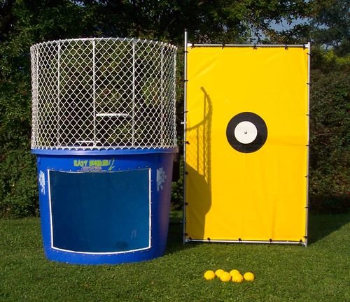 Dunk Tank TOW BEHIND